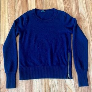 Club monaco blue Sweater with closures on the sides size small